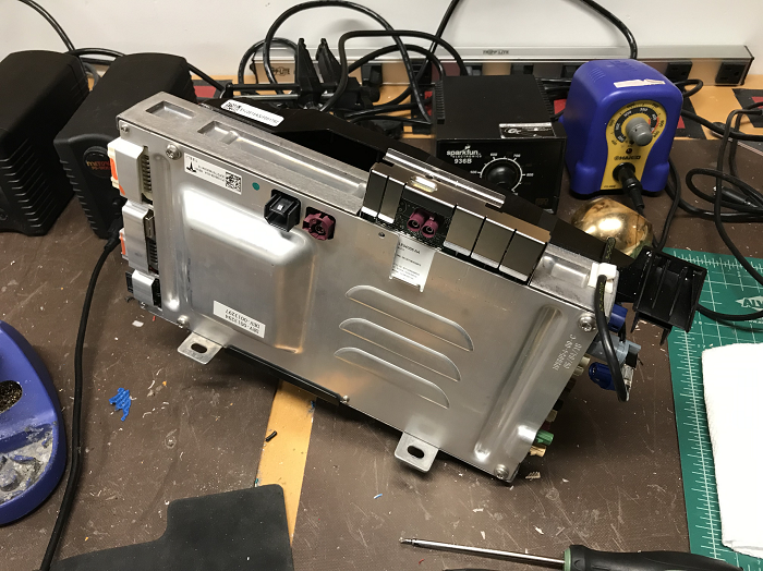 Pictures of the Tesla Model 3 Hardware - 图3